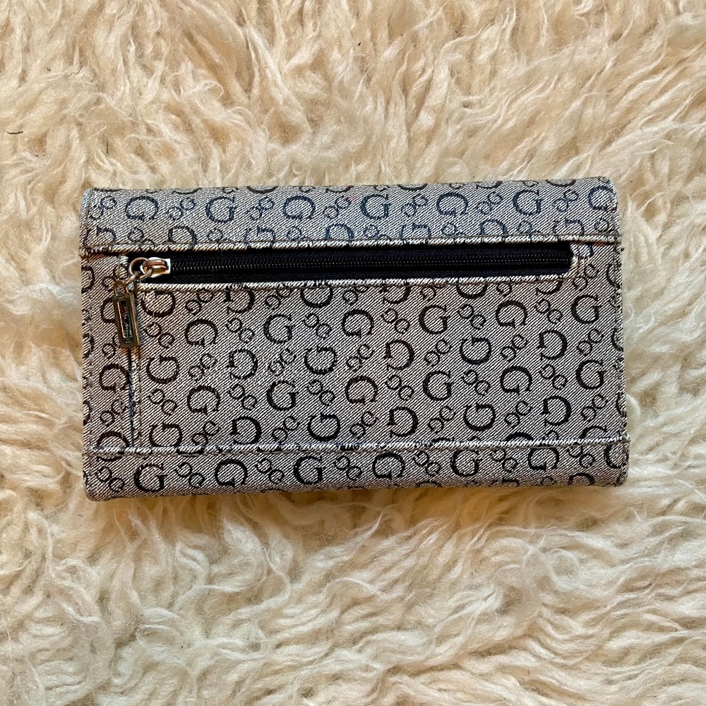 NEW Guess Monogram Wallet - Picture 4 of 5